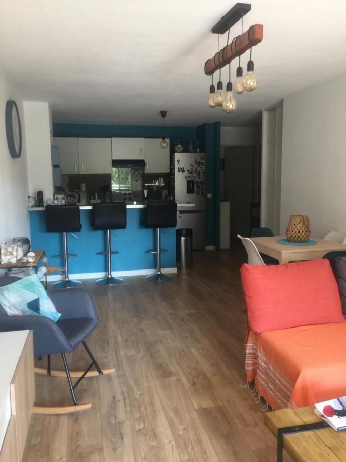 T3 Saint Cyr Sur Mer 83270 Exteriör bild